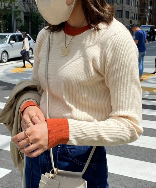 CPCM（シーピーシーエム）の「袖口配色リブインナーニット（ニット/セーター・レディース・ブラック/ベージュ/グリーン/アイボリー/マスタード・フリー）」の6枚目の写真