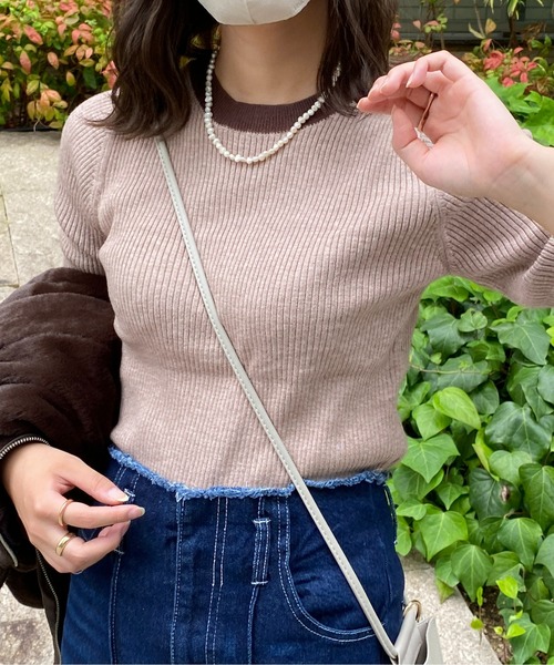 CPCM（シーピーシーエム）の「袖口配色リブインナーニット（ニット/セーター・レディース・ブラック/ベージュ/グリーン/アイボリー/マスタード・フリー）」の7枚目の写真