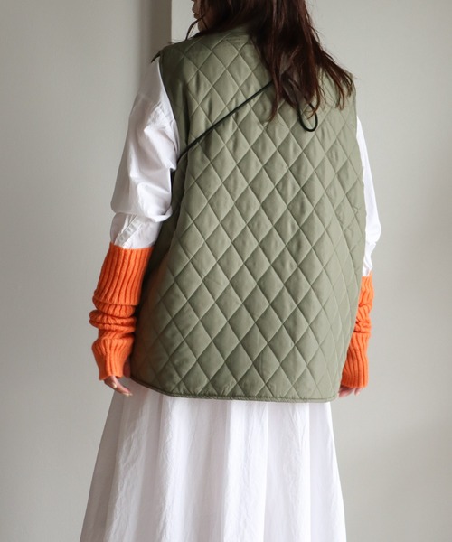 COURO（コウロ）の「ダイヤキルトエコダウンベスト（ダウンベスト・レディース・ブラック/カーキ・FREE）」の11枚目の写真