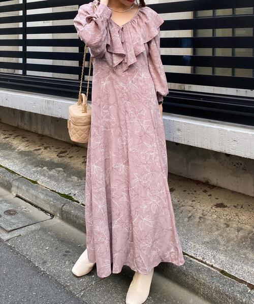 INGNI（イング）の「フリルカラー花柄／ワンピース（ワンピース・レディース・アイボリー/モカ・M）」の13枚目の写真