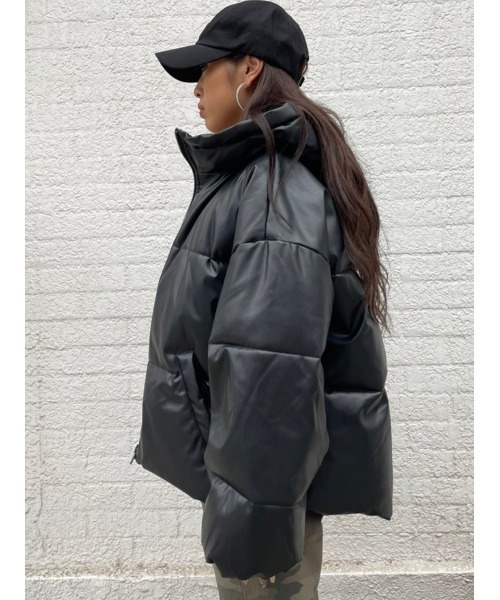 EGOIST（エゴイスト）の「フェイクレザー中綿ジャケットII（その他アウター・レディース・ブラック/アイボリー・FREE）」の7枚目の写真