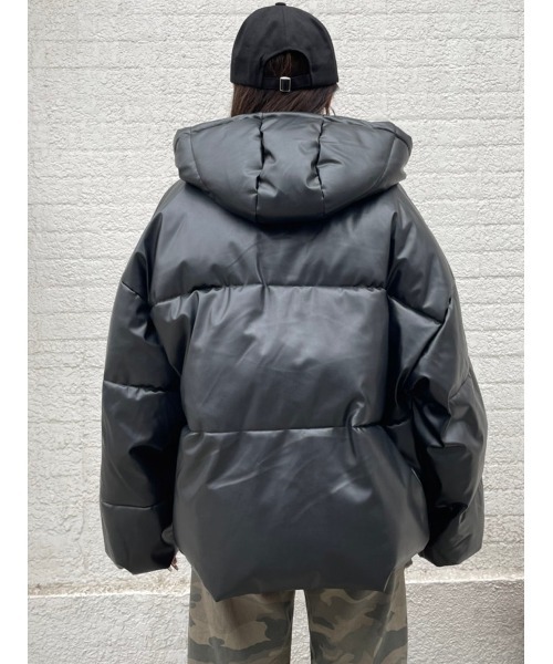 EGOIST（エゴイスト）の「フェイクレザー中綿ジャケットII（その他アウター・レディース・ブラック/アイボリー・FREE）」の8枚目の写真