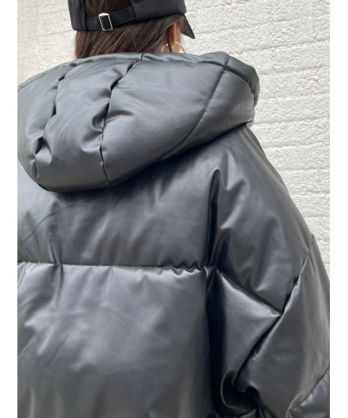 EGOIST（エゴイスト）の「フェイクレザー中綿ジャケットII（その他アウター・レディース・ブラック/アイボリー・FREE）」の11枚目の写真