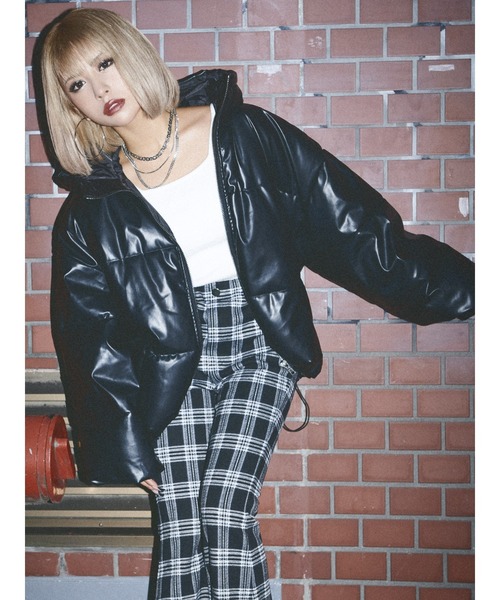 EGOIST（エゴイスト）の「フェイクレザー中綿ジャケットII（その他アウター・レディース・ブラック/アイボリー・FREE）」の20枚目の写真