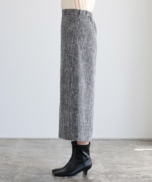 Pierrot(ピエロ)の「ツイードIラインスカート(スカート・レディース・ブラック/ブラウン・M/L)」の6枚目の写真