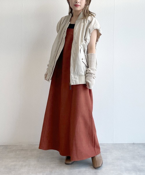 w closet(ダブルクローゼット)の「【前後2WAY】バックリボン切替キャミワンピース(ワンピース・レディース・ワインレッド/ブルー/ブラック・FREE)」の17枚目の写真