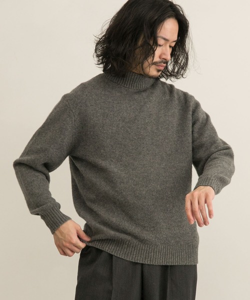 URBAN RESEARCH（アーバンリサーチ）の「ヤクウールタートルネックニット（ニット/セーター・メンズ・ナチュラル/チャコールグレー/ブラウン・LARGE/SMALL/MEDIUM）」の11枚目の写真
