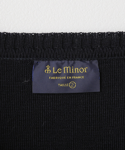 Le Minor(ルミノア)の「【Le minor/ルミノア】エンブレムVニット(ニット/セーター・レディース・ネイビー/チャコールグレー・FREE)」の15枚目の写真