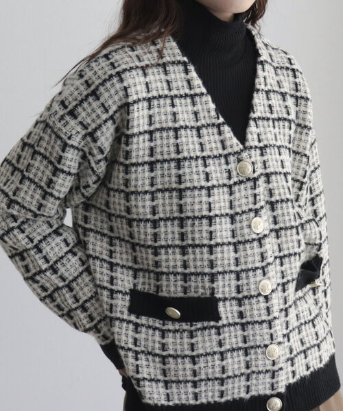 fredy emue(フレディエミュ)の「ツイードニット Vネックカーディガン(カーディガン/ボレロ・レディース・ブラック/レッド/グリーン・38)」の2枚目の写真