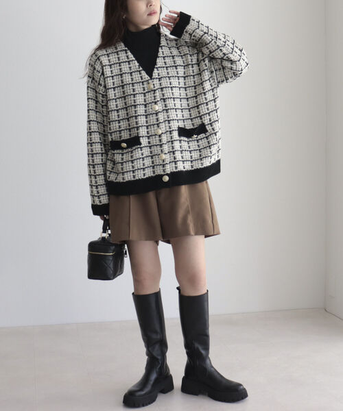 fredy emue(フレディエミュ)の「ツイードニット Vネックカーディガン(カーディガン/ボレロ・レディース・ブラック/レッド/グリーン・38)」の17枚目の写真