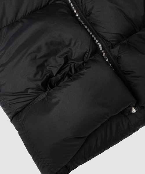 IENKI IENKI（イエンキイエンキ）の「Cropped Puffer Jacket（ダウンジャケット/コート・レディース・ピンク系その他/ブラック系その他・XS）」の8枚目の写真