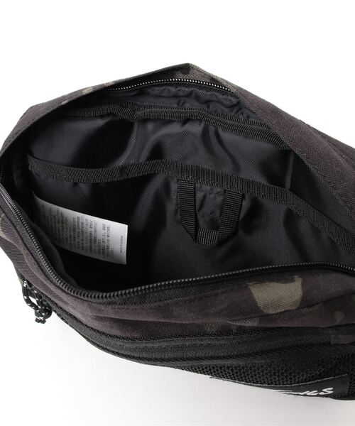 WILD THINGS（ワイルドシングス）の「《WILD THINGS》X-PACKナイロンボディバッグ（ボディバッグ/ウエストポーチ・レディース・ホワイト/カモフラージュ/グレー・FREE）」の6枚目の写真