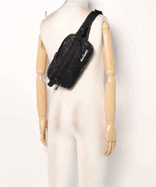 WILD THINGS（ワイルドシングス）の「《WILD THINGS》X-PACKナイロンボディバッグ（ボディバッグ/ウエストポーチ・レディース・ホワイト/カモフラージュ/グレー・FREE）」の7枚目の写真