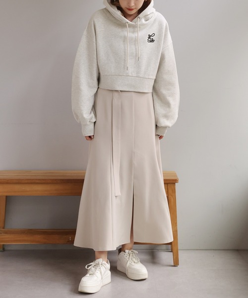 one after another NICE CLAUP（ワンアフターアナザーナイスクラップ）の「フロントスリットマーメイドスカート（スカート・レディース・アイボリー/ブラック系その他/チェック/ブラック・SMALL/MEDIUM）」の6枚目の写真