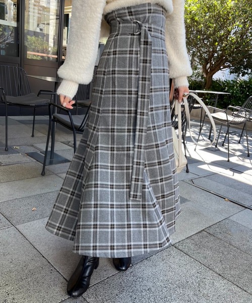 one after another NICE CLAUP（ワンアフターアナザーナイスクラップ）の「フロントスリットマーメイドスカート（スカート・レディース・アイボリー/ブラック系その他/チェック/ブラック・SMALL/MEDIUM）」の10枚目の写真