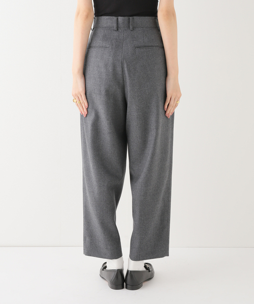【新品タグ付き】IENA 22AW ウールダブルクロスタックスラックス 40 IENA LA BOUCLE（イエナラブークル）の「IENA LA BOUCLE ウール