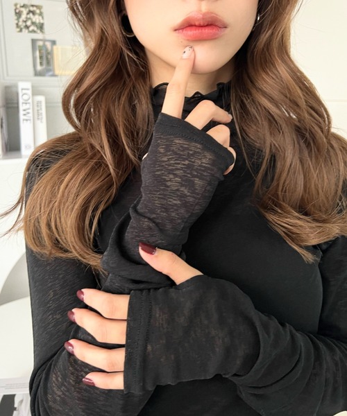 moment+(モーメントプラス)の「シアーネットハイネックメローユビヌキプルオーバー(Tシャツ/カットソー・レディース・オフホワイト/オレンジ/ブラック/ピンク/ライトグリーン・M/S/L)」の13枚目の写真