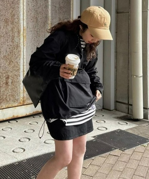 RODEO CROWNS WIDE BOWL（ロデオクラウンズワイドボウル）の「アノラックパーカー（パーカー・レディース・ブラック/ピンク/オレンジ・FREE）」の2枚目の写真