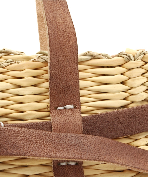 Kastane（カスタネ）の「【Kastane】スクエアショルダーバスケット（かごバッグ・レディース・ライトベージュ・FREE）」の4枚目の写真