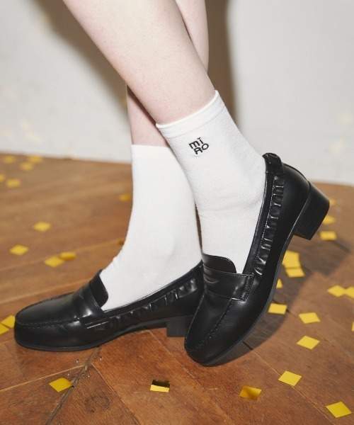 MIRO AMURETTE(ミロアミュレット)の「MIRO penny loafer/ペニーローファー(ローファー・レディース・ブラック・MEDIUM/LARGE/SMALL)」の5枚目の写真
