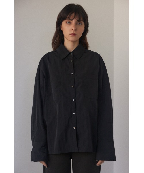 BLACK BY MOUSSY（ブラックバイマウジー）の「nylon taffeta big shirt（ナイロンタフタビックシャツ）（シャツ/ブラウス・レディース・ホワイト/ブラック/カーキ・FREE）」の10枚目の写真