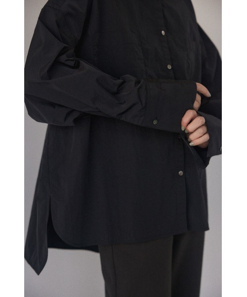 BLACK BY MOUSSY（ブラックバイマウジー）の「nylon taffeta big shirt（ナイロンタフタビックシャツ）（シャツ/ブラウス・レディース・ホワイト/ブラック/カーキ・FREE）」の14枚目の写真