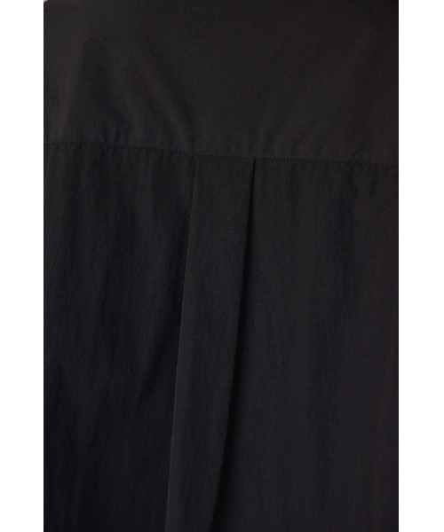 BLACK BY MOUSSY（ブラックバイマウジー）の「nylon taffeta big shirt（ナイロンタフタビックシャツ）（シャツ/ブラウス・レディース・ホワイト/ブラック/カーキ・FREE）」の15枚目の写真