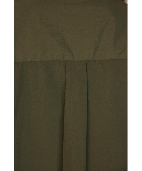 BLACK BY MOUSSY（ブラックバイマウジー）の「nylon taffeta big shirt（ナイロンタフタビックシャツ）（シャツ/ブラウス・レディース・ホワイト/ブラック/カーキ・FREE）」の21枚目の写真