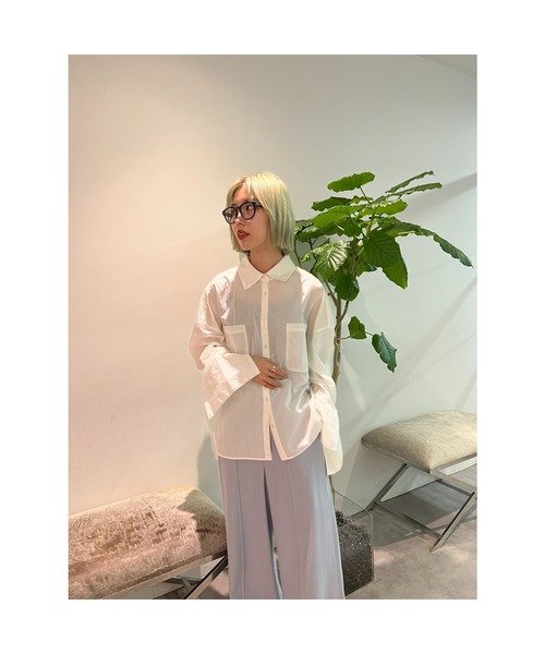 BLACK BY MOUSSY（ブラックバイマウジー）の「nylon taffeta big shirt（ナイロンタフタビックシャツ）（シャツ/ブラウス・レディース・ホワイト/ブラック/カーキ・FREE）」の5枚目の写真