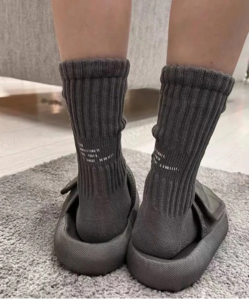 ammy.(エイミードット)の「【 ammy. / エイミードット 】 プリント リブ ソックス(ソックス/靴下・レディース・ベージュ/オフホワイト/ブラック/チャコール/カーキ・FREE)」の7枚目の写真
