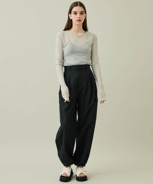 STUDIOUS（ステュディオス）の「【STUDIOUS/ステュディオス】コットンタイプライターカーゴパンツ〈洗える〉（カーゴパンツ・レディース・ホワイト/ブラック・1/2）」の13枚目の写真