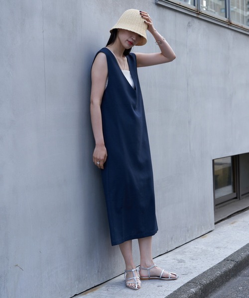 COLONY 2139（コロニートゥーワンスリーナイン）の「ナローストリングフラットサンダル（サンダル・レディース・ブラック/シルバー/グリーン・MEDIUM/SMALL/LARGE）」の19枚目の写真