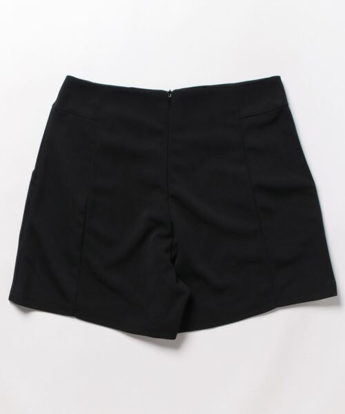 NinaetLina（ニナエリナ）の「ショートパンツ（その他パンツ・レディース・ホワイト/ブラック・S/L/M）」の13枚目の写真