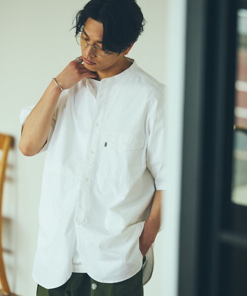 FREAK'S STORE(フリークスストア)の「KONECO/コネーソ 別注 グランパ半袖シャツ/ノーカラー/バンドカラー(シャツ/ブラウス・メンズ・ホワイト/ブラック/ベージュ/チャコールグレー・MEDIUM/LARGE)」の21枚目の写真