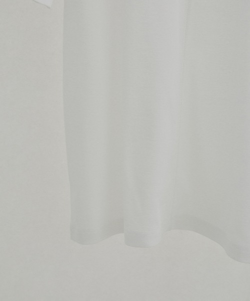 SALON adam et rope'(サロン アダム エ ロペ)の「【WEB限定】【接触冷感・吸水速乾】バックスリットシアーTシャツ(Tシャツ/カットソー・レディース・ブラック/オフホワイト/ライトグリーン・FREE)」の7枚目の写真