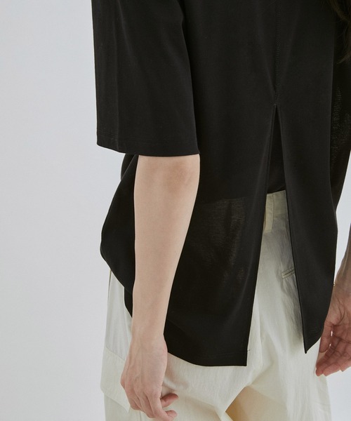 SALON adam et rope'(サロン アダム エ ロペ)の「【WEB限定】【接触冷感・吸水速乾】バックスリットシアーTシャツ(Tシャツ/カットソー・レディース・ブラック/オフホワイト/ライトグリーン・FREE)」の16枚目の写真