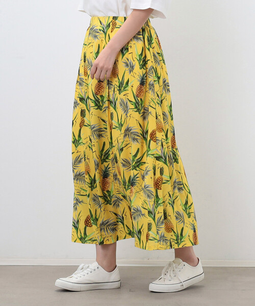 Purple&Yellow(パープルアンドイエロー)の「レーヨン アロハギャザースカート(スカート・レディース・イエロー/ブラック・FREE)」の3枚目の写真