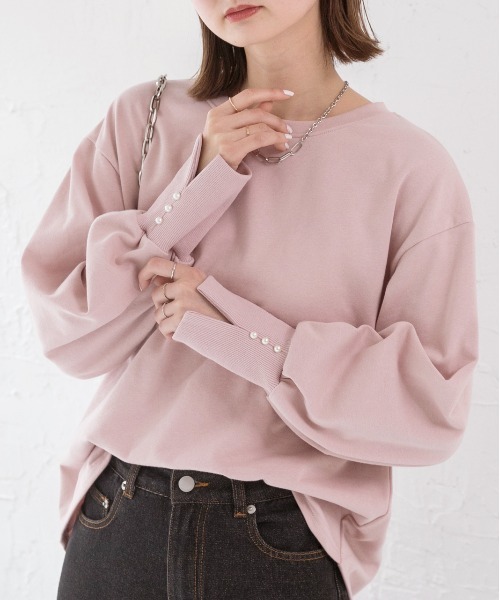ad thie（アドティエ）の「パール付きスリット 裏毛ボリュームスリプルオーバー（Tシャツ/カットソー・レディース・オートミール/ブラック/ベージュ/ピンク/チャコール/アイボリー・FREE）」の6枚目の写真