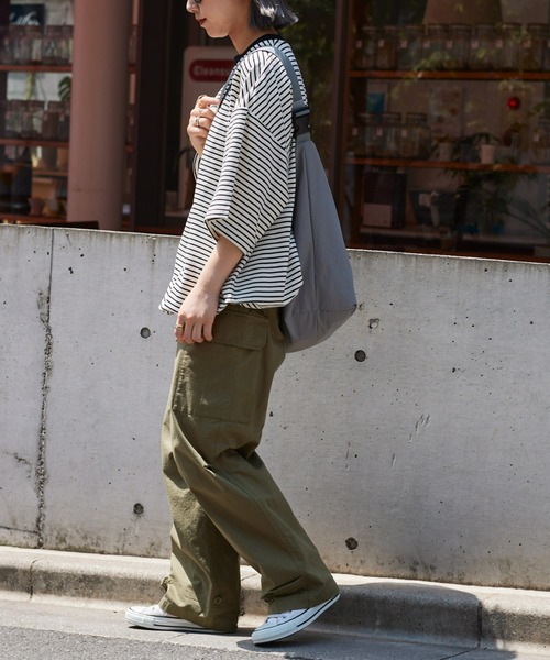 CIAOPANIC TYPY（チャオパニックティピー）の「ミニ裏毛ボーダー裾ドローコードビッグTee（Tシャツ/カットソー・メンズ・チャコールグレー/オフホワイト/ブルー・MEDIUM/LARGE）」の16枚目の写真