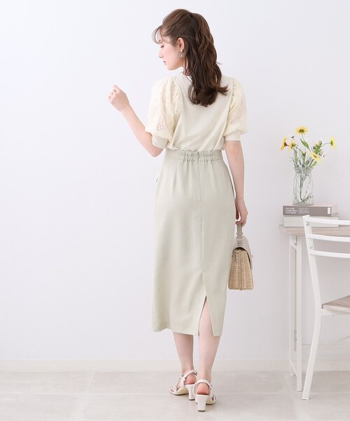 couture brooch（クチュールブローチ）の「◆【ふんわりシアーなパフ袖で華奢見え。】オーガンレース袖ニット（ニット/セーター・レディース・ライトグレー/アイボリー/ブラック・38/42）」の8枚目の写真