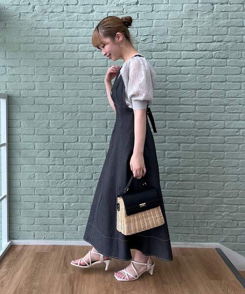 couture brooch（クチュールブローチ）の「◆【ふんわりシアーなパフ袖で華奢見え。】オーガンレース袖ニット（ニット/セーター・レディース・ライトグレー/アイボリー/ブラック・38/42）」の6枚目の写真