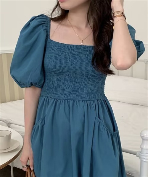 FREE STYLISTS(フリー スタイリスト)の「オフショル スクエアネックシャーリング2WAY ワンピース(ワンピース・レディース・黄緑系/ブルー・FREE)」の21枚目の写真