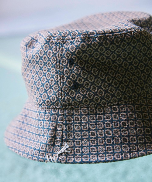Iroquois(イロコイ)の「IROQUOIS/SENTI イロコイ / GEOMETRIC PATTERN BACKET HAT ハンティズムコラボレーションセットアップジオメトリックパターンバケットハット / 877103(ハット・メンズ・オレンジ系その他/ブルー系その他・FREE)」の8枚目の写真