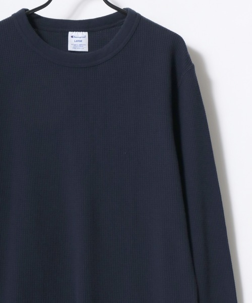 Champion（チャンピオン）の「Champion/チャンピオン コットンUSA ワッフル 無地 ロゴ ワンポイント刺繍 ロングスリーブTシャツ（Tシャツ/カットソー・メンズ・オリーブ/ブラック/グレー/ネイビー/ホワイト・L/M/XL）」の5枚目の写真