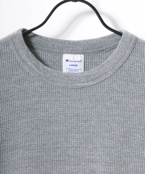 Champion（チャンピオン）の「Champion/チャンピオン コットンUSA ワッフル 無地 ロゴ ワンポイント刺繍 ロングスリーブTシャツ（Tシャツ/カットソー・メンズ・オリーブ/ブラック/グレー/ネイビー/ホワイト・L/M/XL）」の12枚目の写真