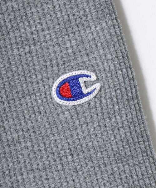Champion（チャンピオン）の「Champion/チャンピオン コットンUSA ワッフル 無地 ロゴ ワンポイント刺繍 ロングスリーブTシャツ（Tシャツ/カットソー・メンズ・オリーブ/ブラック/グレー/ネイビー/ホワイト・L/M/XL）」の14枚目の写真