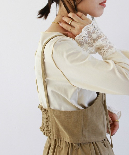 Crisp（クリスプ）の「フロントジップキャミトップス（キャミソール・レディース・ブラック/アイボリー/ベージュ・FREE）」の12枚目の写真