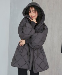 RUIRUE BOUTIQUE（ルイルエブティック）の「ファイバーライトサーモ・ボリュームスリーブキルティングコート ｜ レディース アウター 羽織 体型カバー 保温 暖かい 軽量 ミディ丈 ロング丈 ロングコート フード ライトサーモ ダウン風コート 中綿 ダウンジャケット キルティング ボリュームスリーブ（ダウンジャケット/コート）」
