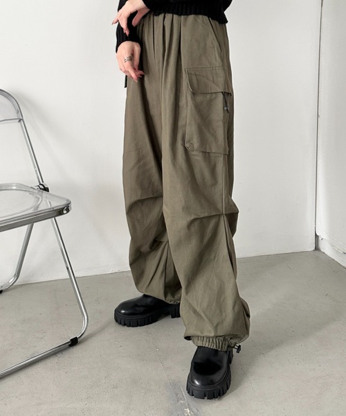 MYMOOD.(マイムード)の「ルーズカーゴパンツ(カーゴパンツ・レディース・カーキ/グレー/ブラック・S/M/L)」の22枚目の写真