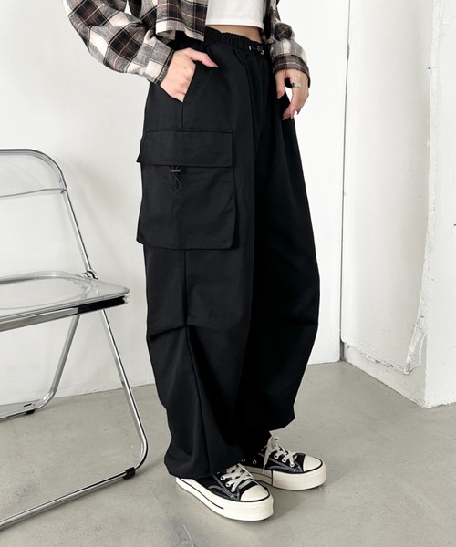 MYMOOD.(マイムード)の「ルーズカーゴパンツ(カーゴパンツ・レディース・カーキ/グレー/ブラック・S/M/L)」の6枚目の写真